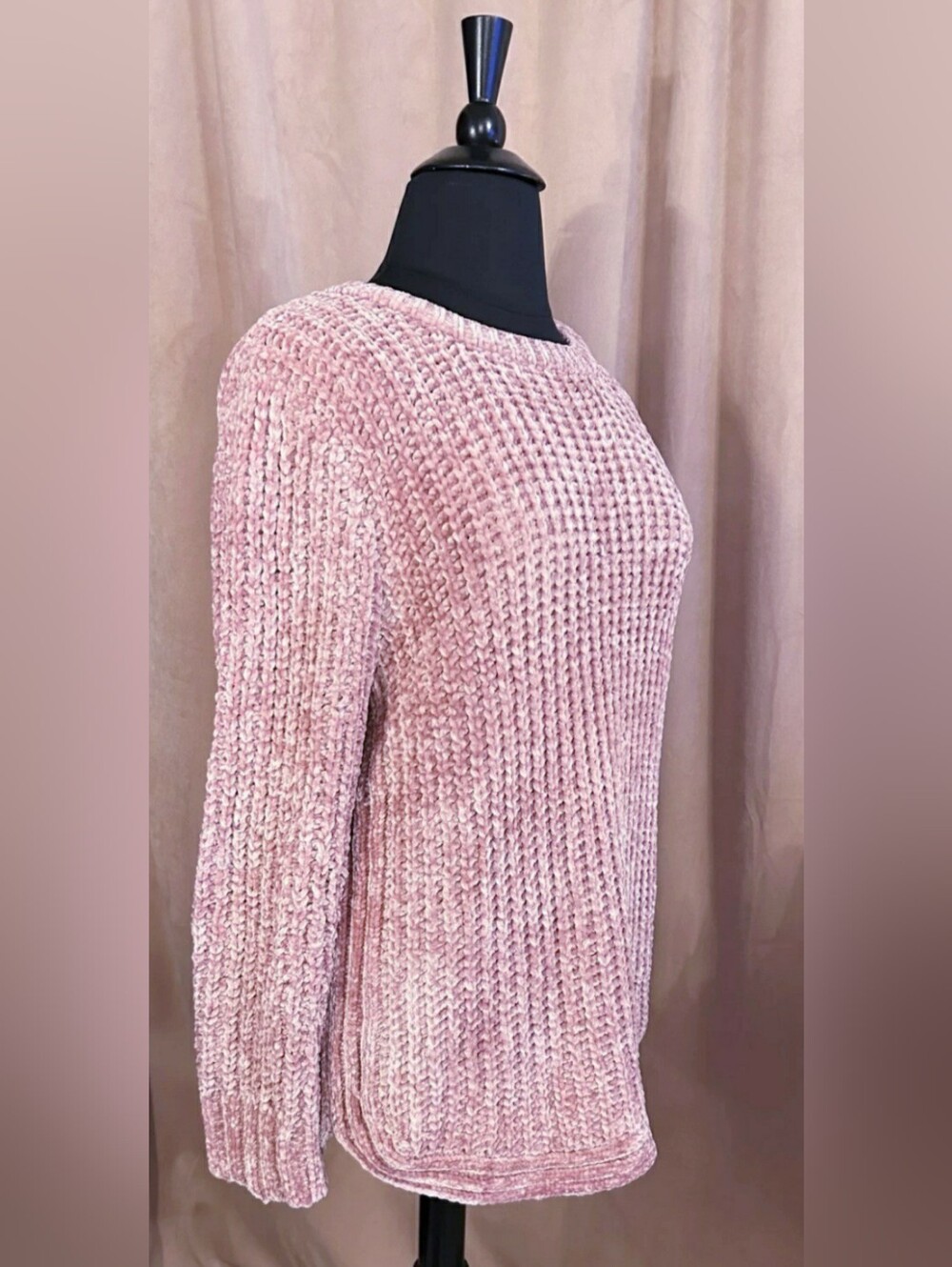 PINK LILY CHENILLE SWEATER